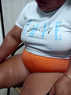 Snapshot of HORNY_MATURE25 chatting on September 9, 2025, 2:44 am HORNY MATURE25 online show from September 9, 2025, 2:44 am
