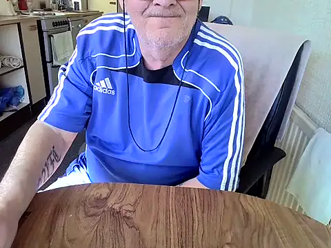 Snapshot of daddyflash chatting on March 20, 2025, 2:10 pm daddyflash online show from March 20, 2025, 2:10 pm