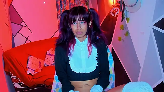 Roxanbunny1 online show from December 2, 2024, 7:36 am