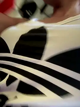 Charly  online show from November 14, 2025, 5:55 pm