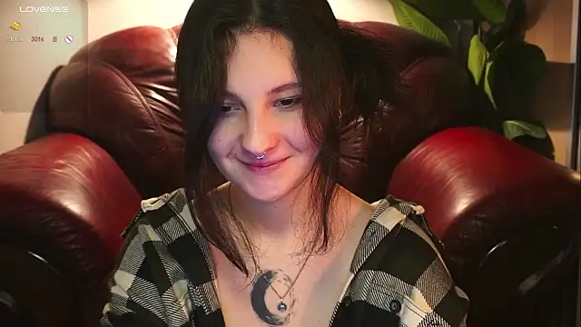 Snapshot of kshishtan chatting on February 6, 2026, 6:07 am kshishtan online show from February 6, 2026, 6:07 am