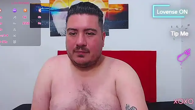 Snapshot of sebastianbigxxx chatting on May 4, 2026, 8:05 pm sebastianbigxxx online show from May 4, 2026, 8:05 pm