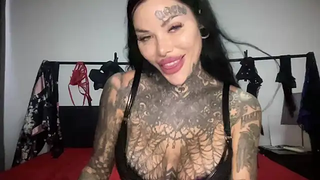 Snapshot of claudiacvc95 chatting on January 15, 2026, 5:34 am claudiacvc95 online show from January 15, 2026, 5:34 am