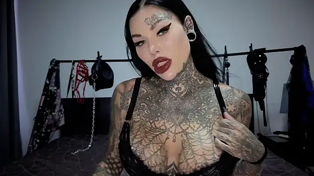 Snapshot of claudiacvc95 chatting on February 20, 2026, 5:37 am claudiacvc95 online show from February 20, 2026, 5:37 am