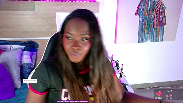 KAROL-SCOTT online show from July 7, 2026, 8:02 pm