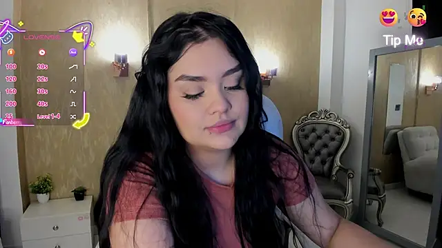 martinasaez online show from November 1, 2025, 1:46 pm