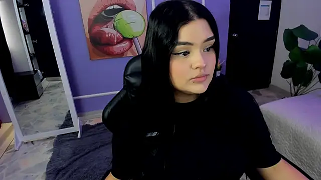 martinasaez online show from November 24, 2025, 8:30 pm