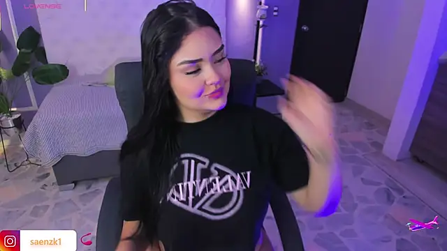 martinasaez online show from May 23, 2026, 12:42 pm