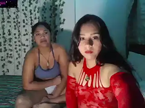 Snapshot of Charis_21 chatting on January 11, 2025, 1:27 am Charis 21 online show from January 11, 2025, 1:27 am