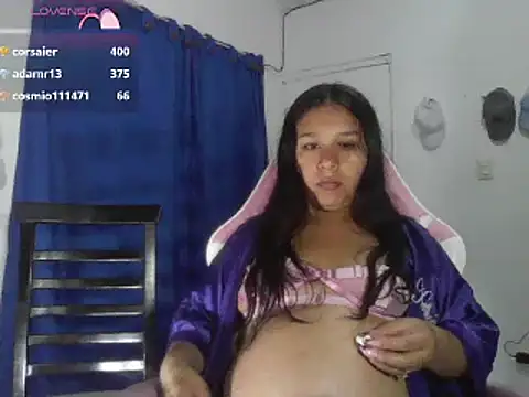 Snapshot of Charis_21 chatting on February 6, 2025, 8:13 pm Charis 21 online show from February 6, 2025, 8:13 pm