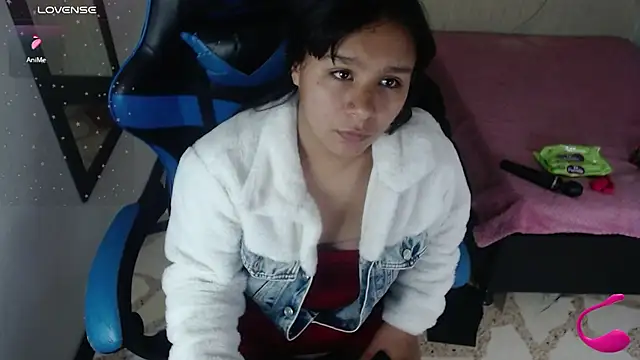 Snapshot of Charis_21 chatting on September 13, 2025, 3:28 am Charis 21 online show from September 13, 2025, 3:28 am