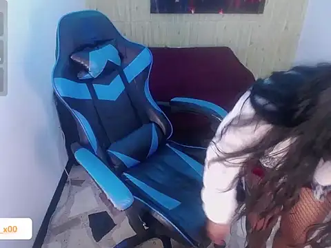 Snapshot of Charis_21 chatting on October 28, 2025, 4:27 am Charis 21 online show from October 28, 2025, 4:27 am