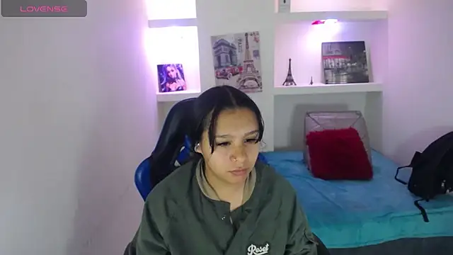 Snapshot of Charis_21 chatting on November 7, 2025, 3:06 am Charis 21 online show from November 7, 2025, 3:06 am