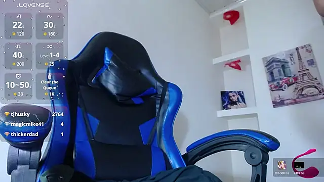 Snapshot of Charis_21 chatting on November 9, 2025, 2:15 pm Charis 21 online show from November 9, 2025, 2:15 pm