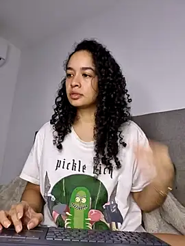 Snapshot of angela__98 chatting on January 15, 2026, 10:42 am angela 98 online show from January 15, 2026, 10:42 am