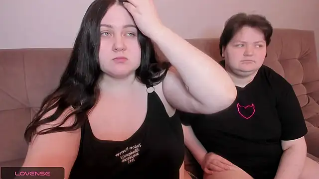 Snapshot of ihaveasecret_ chatting on January 19, 2025, 7:15 pm ihaveasecret online show from January 19, 2025, 7:15 pm