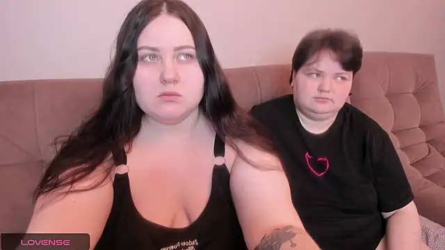 Snapshot of ihaveasecret_ chatting on January 24, 2025, 8:00 pm ihaveasecret online show from January 24, 2025, 8:00 pm