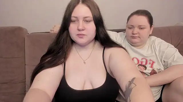 Snapshot of ihaveasecret_ chatting on May 11, 2026, 8:31 am ihaveasecret online show from May 11, 2026, 8:31 am