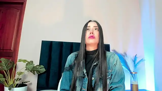 Snapshot of NoraDasilva chatting on January 10, 2026, 11:53 pm NoraDasilva online show from January 10, 2026, 11:53 pm