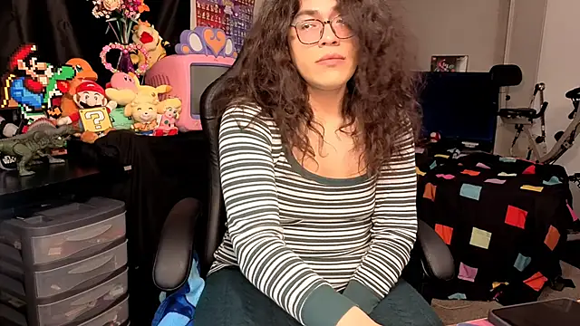 ShinyCherub online show from October 25, 2025, 2:46 pm