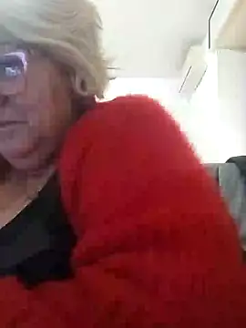 Snapshot of Merilulla chatting on January 27, 2025, 3:07 pm Merilulla online show from January 27, 2025, 3:07 pm