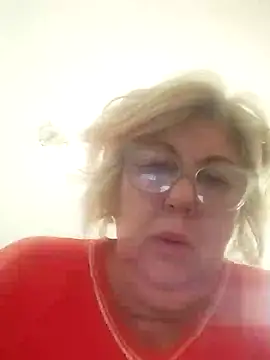 Snapshot of Merilulla chatting on February 1, 2025, 1:20 pm Merilulla online show from February 1, 2025, 1:20 pm