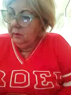 Snapshot of Merilulla chatting on February 3, 2025, 1:19 pm Merilulla online show from February 3, 2025, 1:19 pm