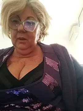 Snapshot of Merilulla chatting on February 16, 2025, 1:05 pm Merilulla online show from February 16, 2025, 1:05 pm