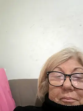 Snapshot of Merilulla chatting on March 24, 2026, 2:38 am Merilulla online show from March 24, 2026, 2:38 am