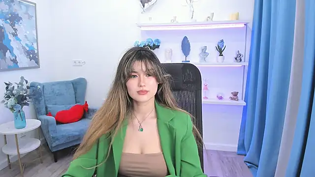 AnneTLi online show from May 20, 2026, 8:04 pm
