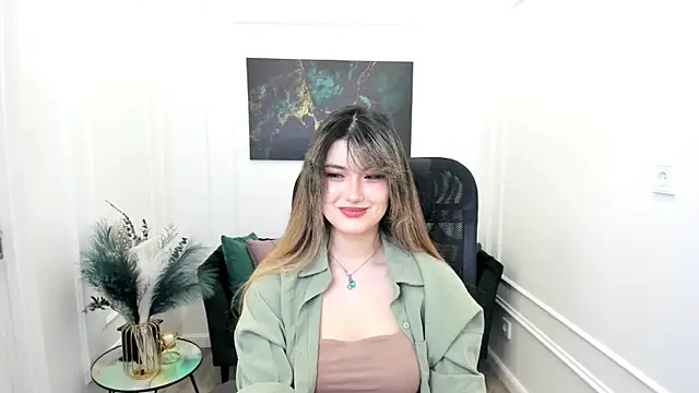 AnneTLi online show from May 23, 2026, 4:18 am