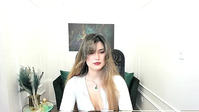AnneTLi online show from May 29, 2026, 3:26 am