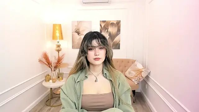 AnneTLi online show from July 13, 2026, 3:20 am