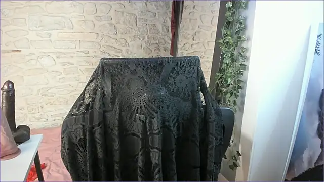 Snapshot of Mayala__ chatting on November 1, 2025, 4:31 pm Mayala online show from November 1, 2025, 4:31 pm