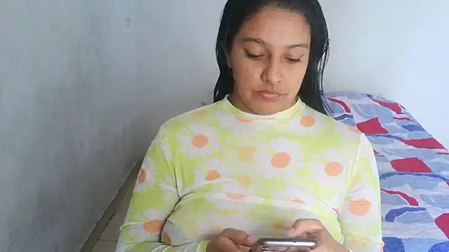 Snapshot of almaswan1 chatting on February 25, 2025, 2:44 pm almaswan1 online show from February 25, 2025, 2:44 pm