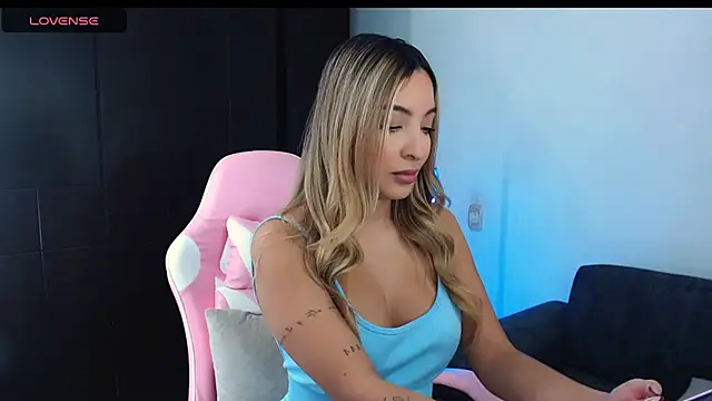 Snapshot of im_grecia chatting on January 12, 2026, 10:04 pm im grecia online show from January 12, 2026, 10:04 pm