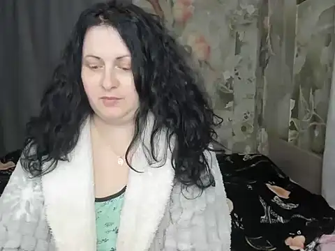 Snapshot of Lillian2 chatting on March 12, 2026, 8:04 pm Lillian2 online show from March 12, 2026, 8:04 pm