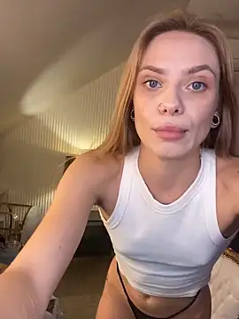 Snapshot of Angy_Netal chatting on December 10, 2024, 3:33 pm Angy Netal online show from December 10, 2024, 3:33 pm