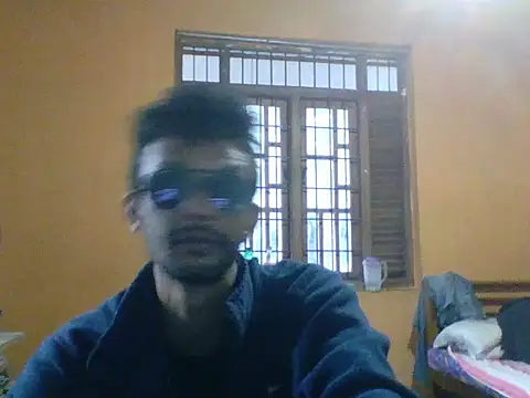 Rusiru32 online show from December 15, 2025, 12:48 am