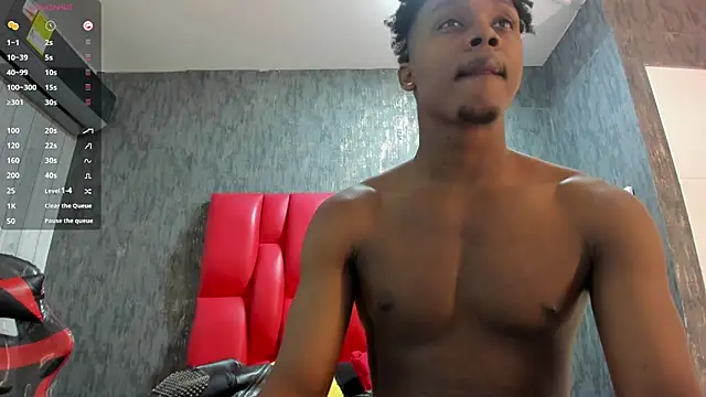 Snapshot of DominicSccott chatting on November 25, 2025, 12:38 pm DominicSccott online show from November 25, 2025, 12:38 pm