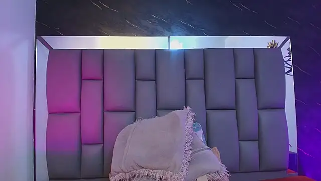 Snapshot of _MiaBrown_ chatting on February 10, 2026, 12:09 pm MiaBrown online show from February 10, 2026, 12:09 pm