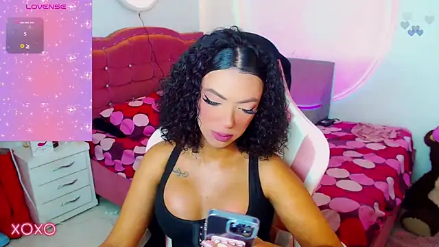 Snapshot of Tanedra_collings chatting on February 9, 2026, 2:04 am Tanedra collings online show from February 9, 2026, 2:04 am