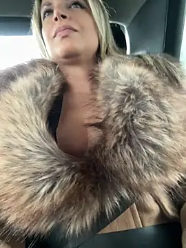 Snapshot of Cute_Anissa chatting on January 19, 2026, 3:05 pm Cute Anissa online show from January 19, 2026, 3:05 pm