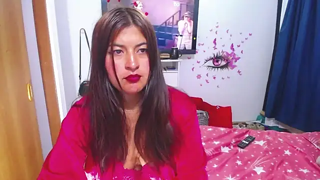 Yunhot  online show from March 21, 2026, 11:48 am