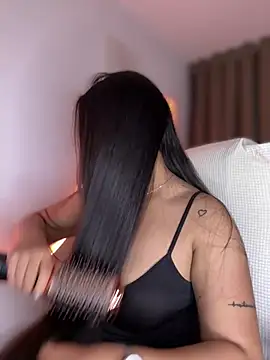 Snapshot of Merloth chatting on February 1, 2026, 4:11 am Merloth online show from February 1, 2026, 4:11 am