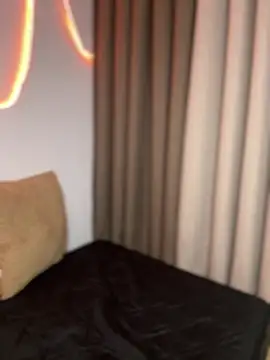 Snapshot of Merloth chatting on February 28, 2026, 3:51 am Merloth online show from February 28, 2026, 3:51 am