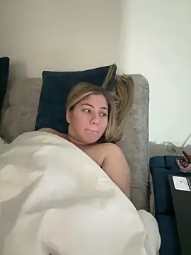 Snapshot of Celestedubois chatting on January 25, 2025, 8:21 am Celestedubois online show from January 25, 2025, 8:21 am