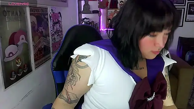 IamZaylu online show from October 15, 2025, 4:34 am