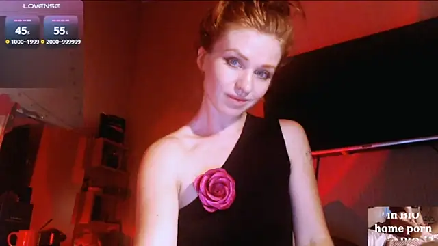 Snapshot of Cassie_Wild chatting on March 14, 2025, 1:46 pm Cassie Wild online show from March 14, 2025, 1:46 pm