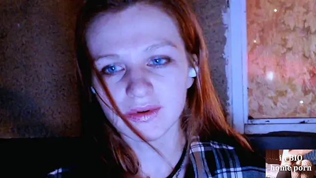 Snapshot of Cassie_Wild chatting on October 20, 2025, 1:33 pm Cassie Wild online show from October 20, 2025, 1:33 pm